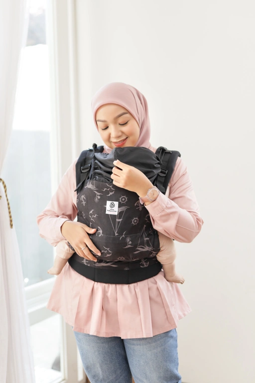 Image of Simpelina reguler pattern by Nanababycarrier - gendongan bayi SSC M-shape 4 bulan - 2 tahun