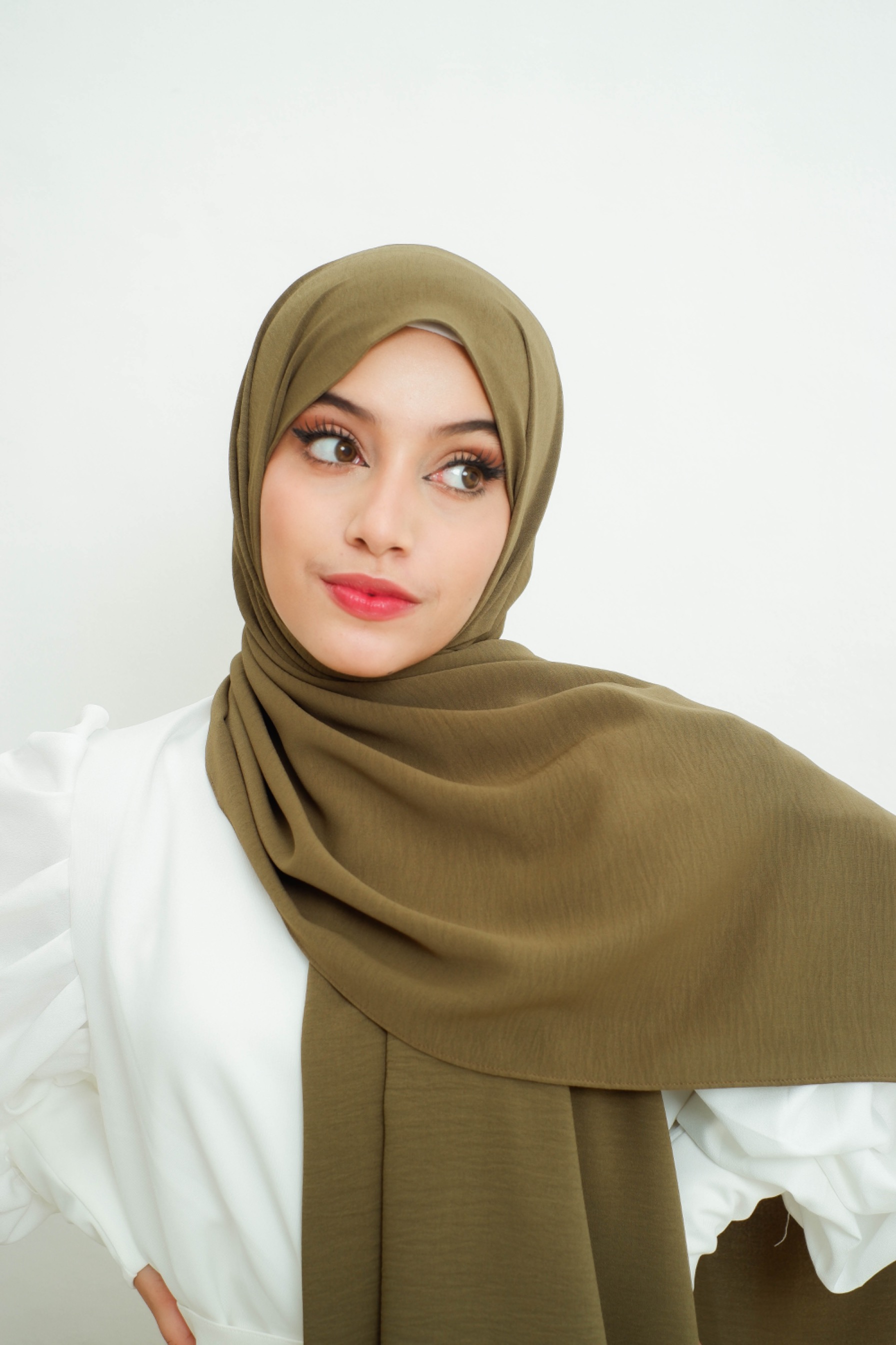Adiva Crinkle Shawl