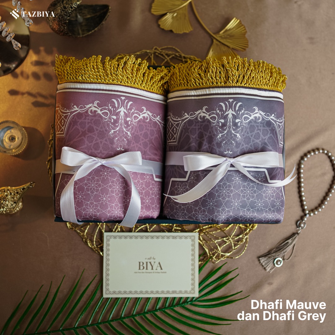 TAZBIYA GIFT COUPLE SET SAJADAH BUSA DEWASA I Hadiah Pernikahan I Paket Seserahan