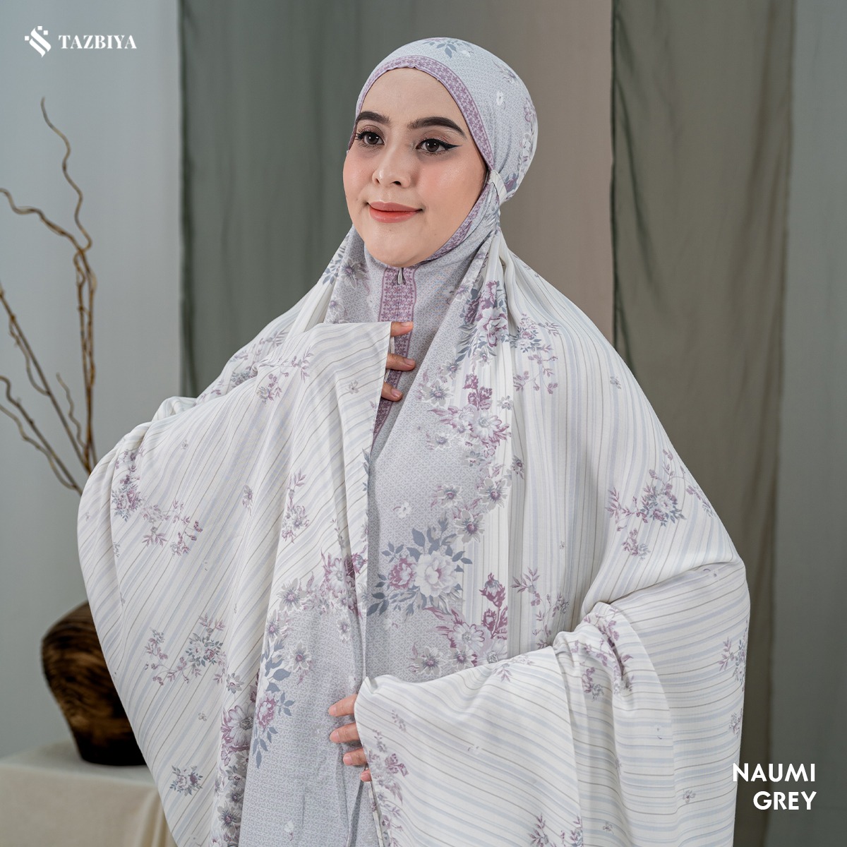 TAZBIYA MUKENA RAYON SAJADAH 2IN1 NAUMI SERIES