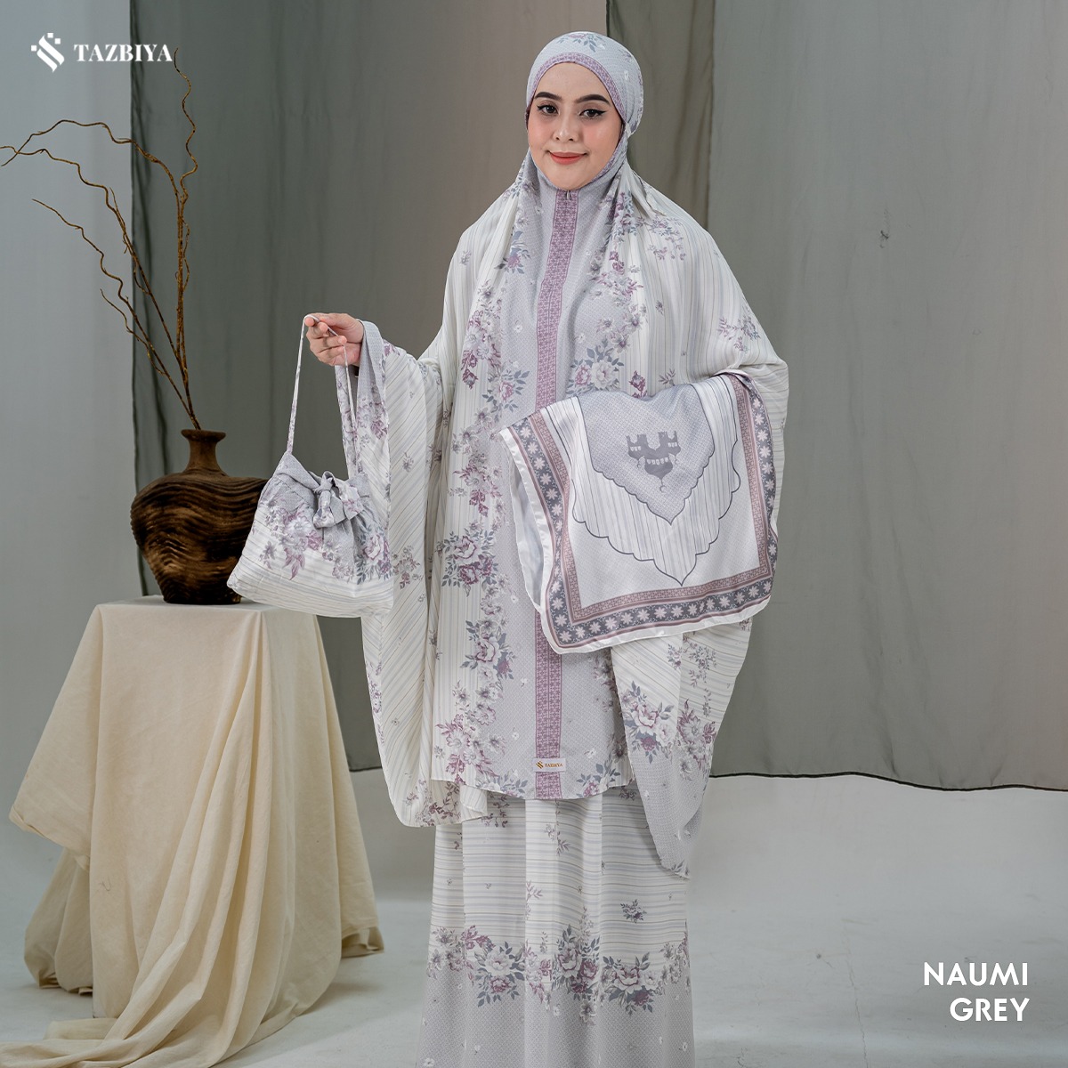 TAZBIYA MUKENA RAYON SAJADAH 2IN1 NAUMI SERIES