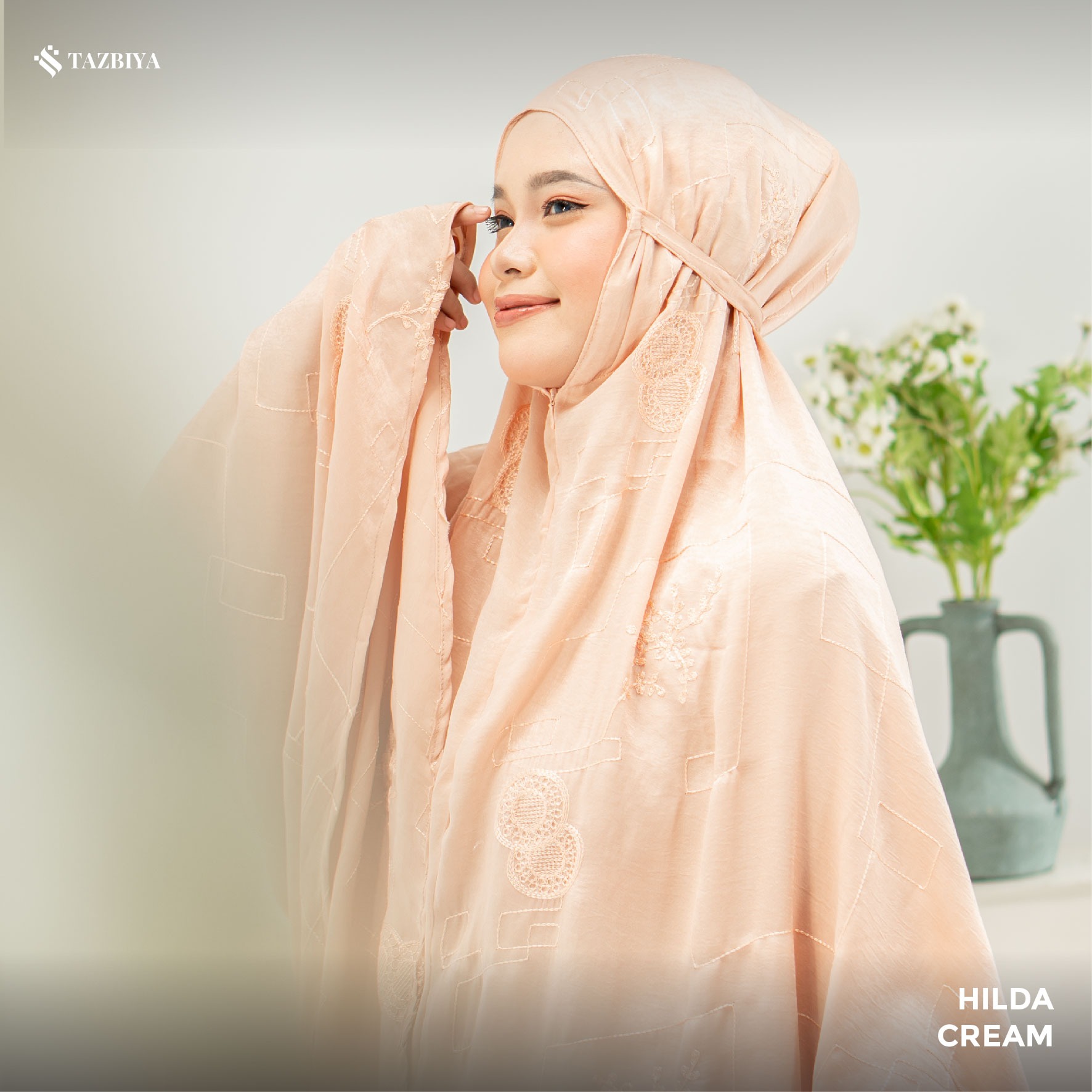 MUKENA PREMIUM SILK BORDIR TAZBIYA DEWASA HILDA SERIES