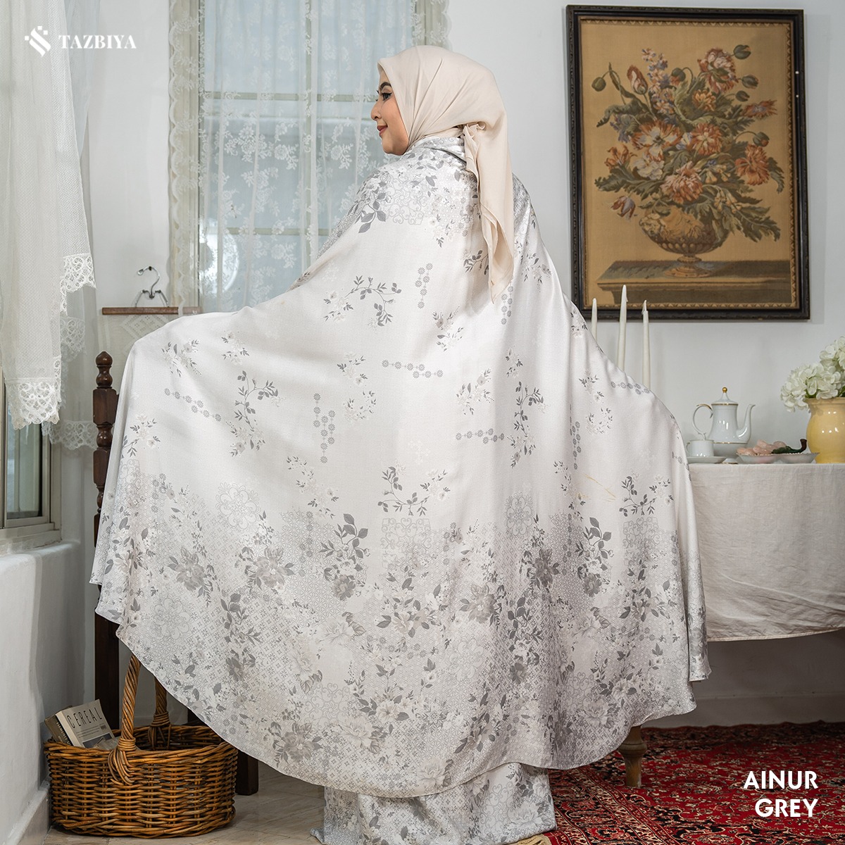 TAZBIYA MUKENA RAYON SATIN PREMIUM AINUR SERIES