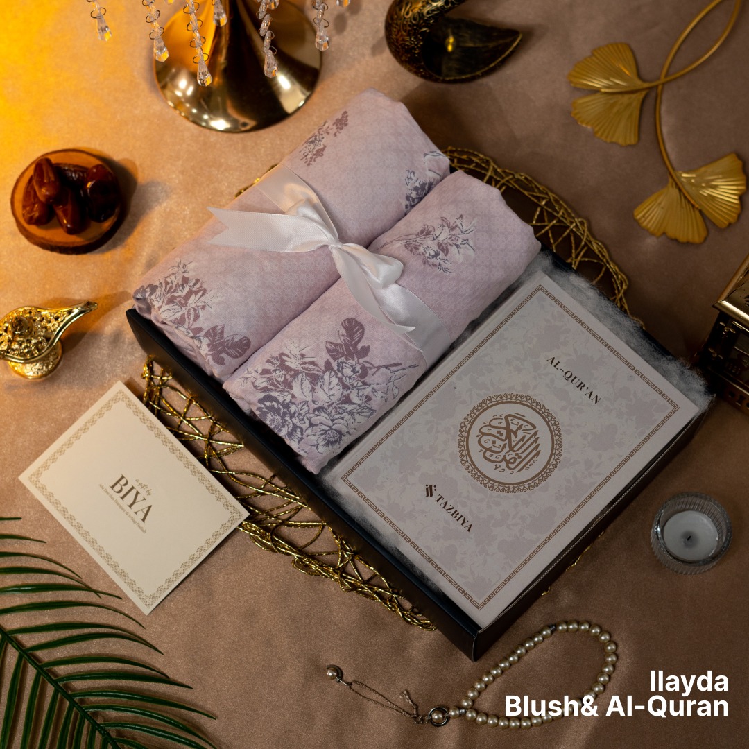 TAZBIYA GIFT BUNDLING SET MUKENA DEWASA DAN AL-QURAN I Hadiah Pernikahan I Paket Seserahan