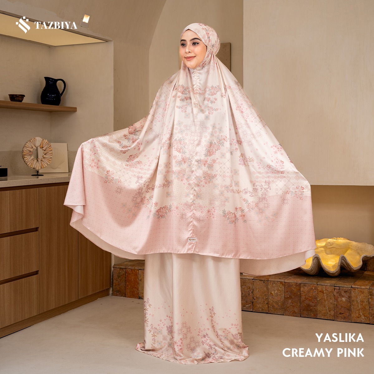 TAZBIYA - Mukena Silk YASLIKA Series (Mukena Dewasa Motif Bunga Bahan Silk 2 in 1 dengan Sajadah Mini Pouch Mutiara)