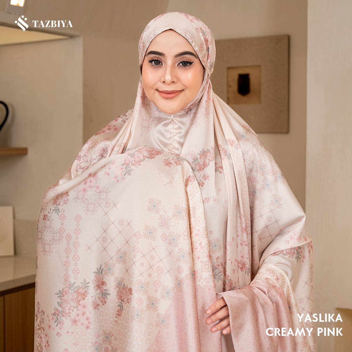 TAZBIYA - Mukena Silk YASLIKA Series (Mukena Dewasa Motif Bunga Bahan Silk 2 in 1 dengan Sajadah Mini Pouch Mutiara)