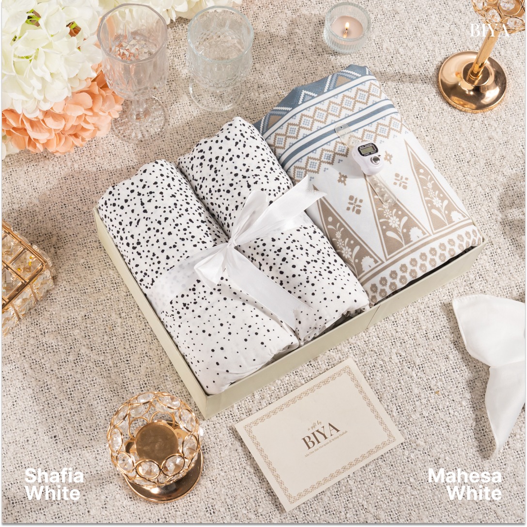 TAZBIYA GIFT COUPLE SET MUKENA DAN SARUNG DEWASA I Hadiah Pernikahan I Paket Seserahan
