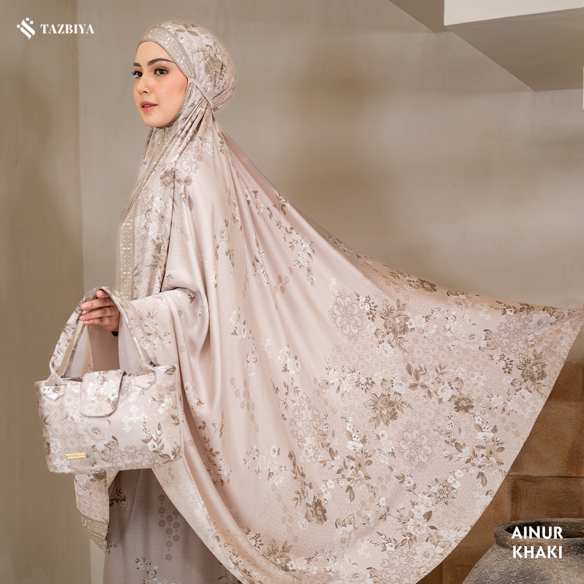 TAZBIYA MUKENA RAYON SATIN PREMIUM AINUR SERIES