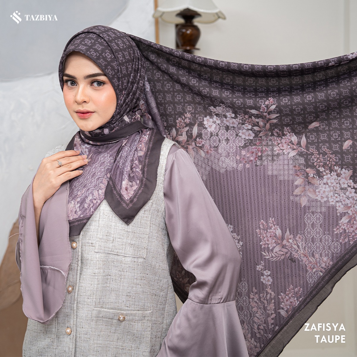 TAZBIYA SCARF - ZAFISYA SERIES I TAZBIYA HIJAB VOAL MOTIF JAHIT TEPI 