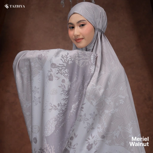 Image of TAZBIYA MUKENA SILK PREMIUM MERIEL SERIES