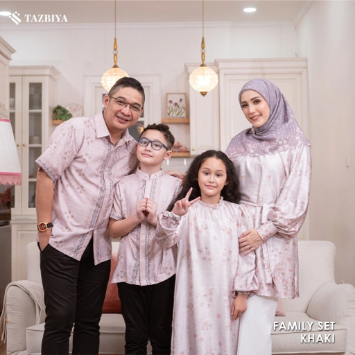 Image of EXCLUSIVE SARIMBIT TAZBIYA X ADELIA PASHA SERIES TERANG | Sarimbit Keluarga | Set Sarimbit Lebaran | Sarimbit Terbaru 2025 | GAMIS LEBARAN