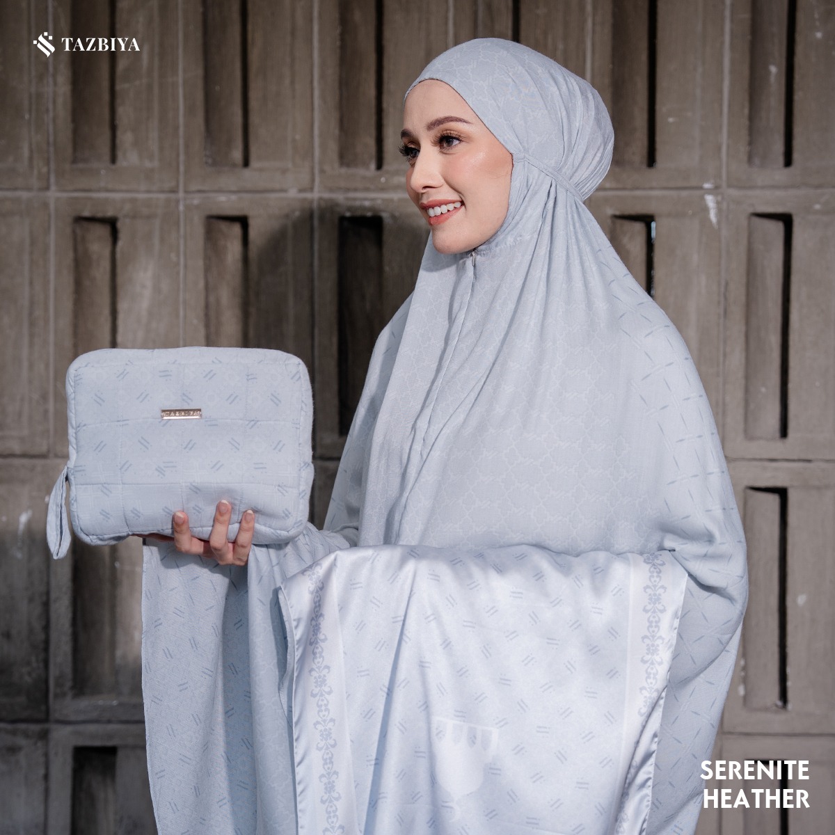 TAZBIYA SERENITE SERIES | MUKENA RAYON 2IN1 DEWASA MONOGRAM SERIES FREE SAJADAH