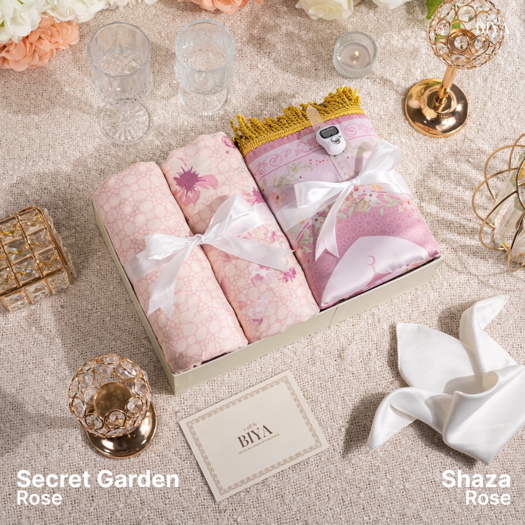 TAZBIYA GIFT COUPLE BUNDLING SET MUKENA DAN SAJADAH BUSA DEWASA I Hadiah Pernikahan I Paket Seserahan