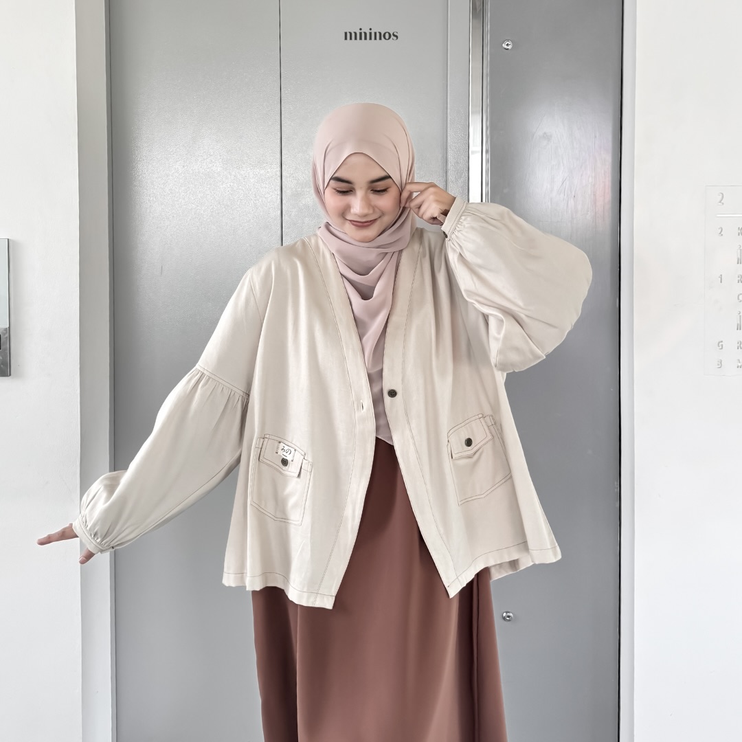 Mininos Kizuna Jeans Outer Luaran Hangout Kasual Wanita