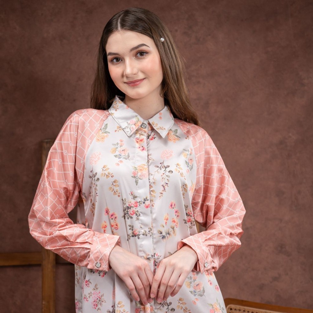 Oriana Dailywear One-Set Silk Ivonny Series