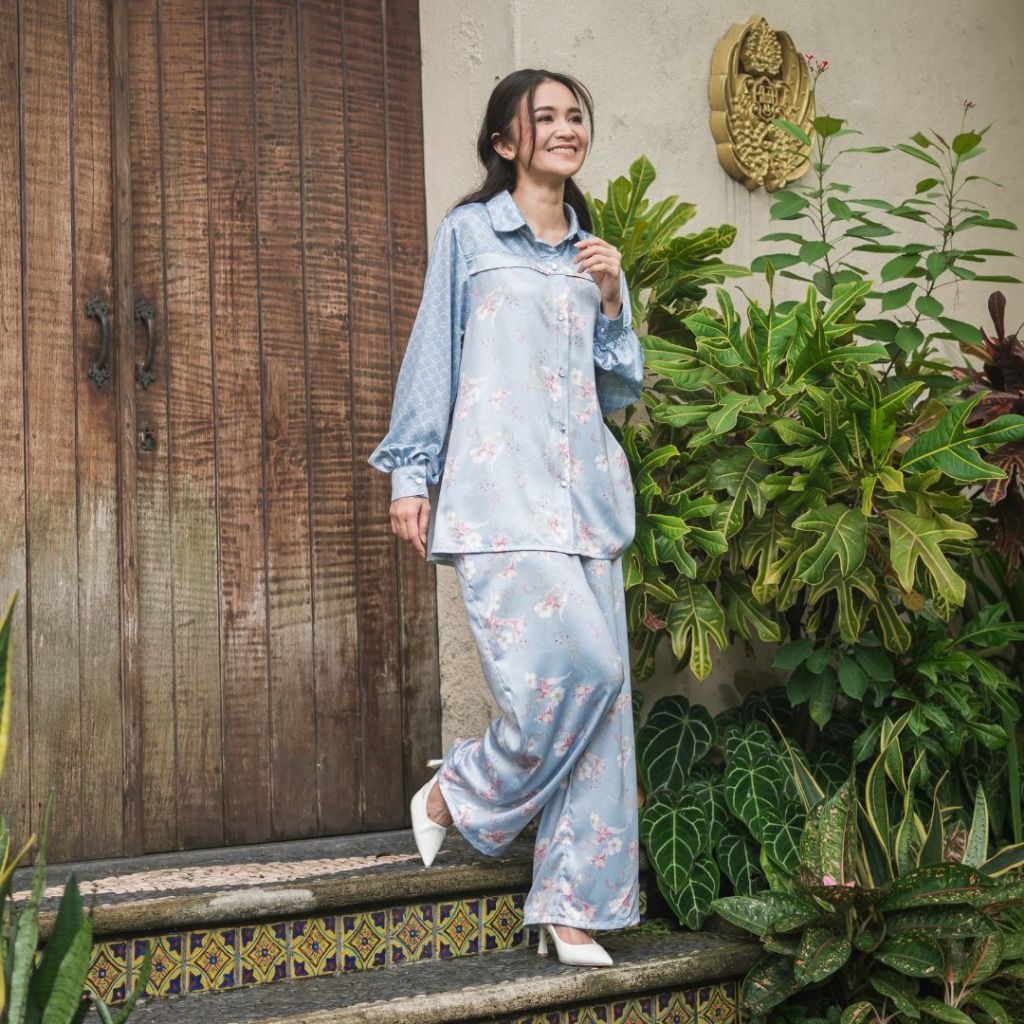 Dailywear Oriana One Set Zelenka Series
