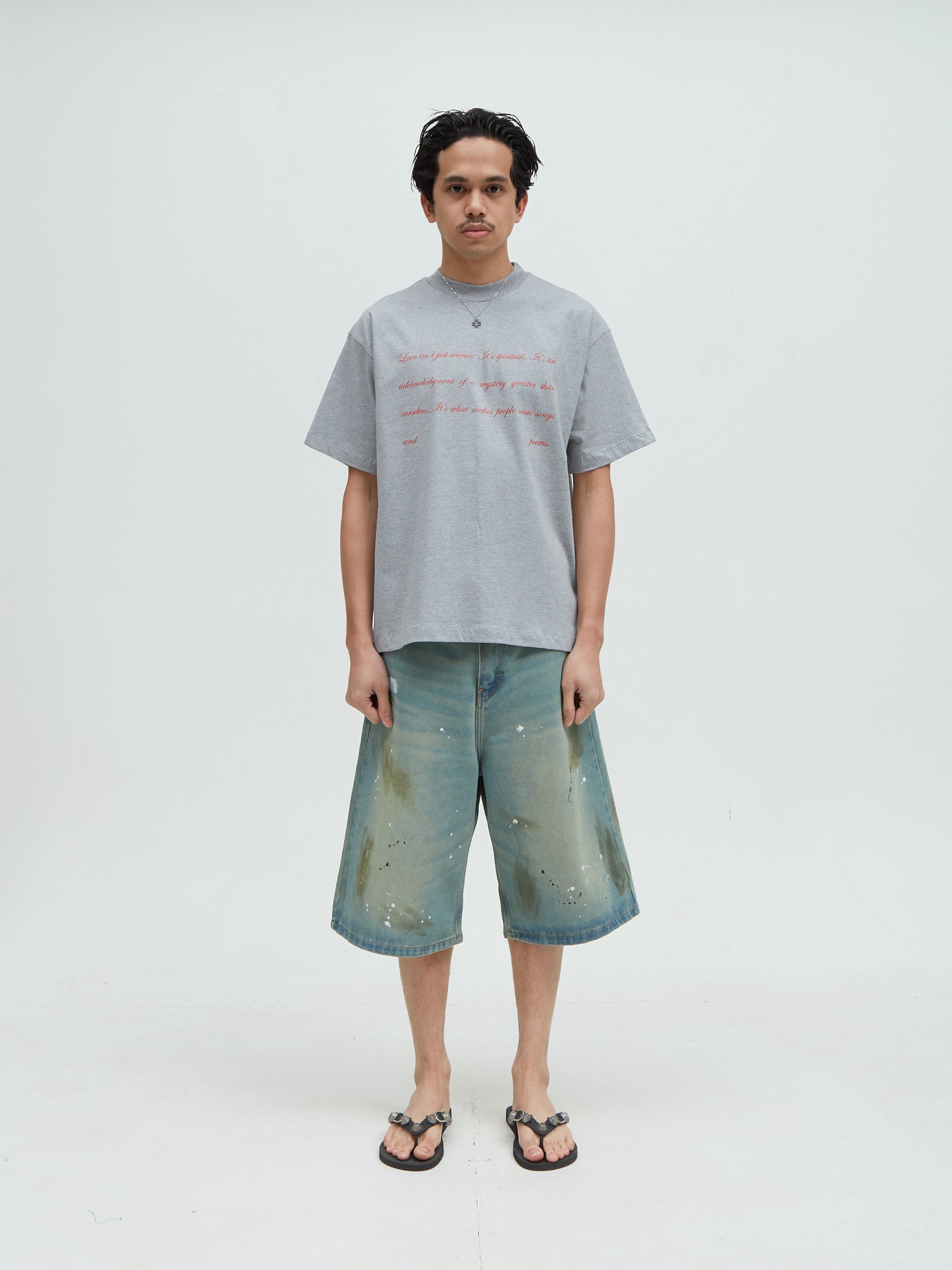 Love Script Tee Gray