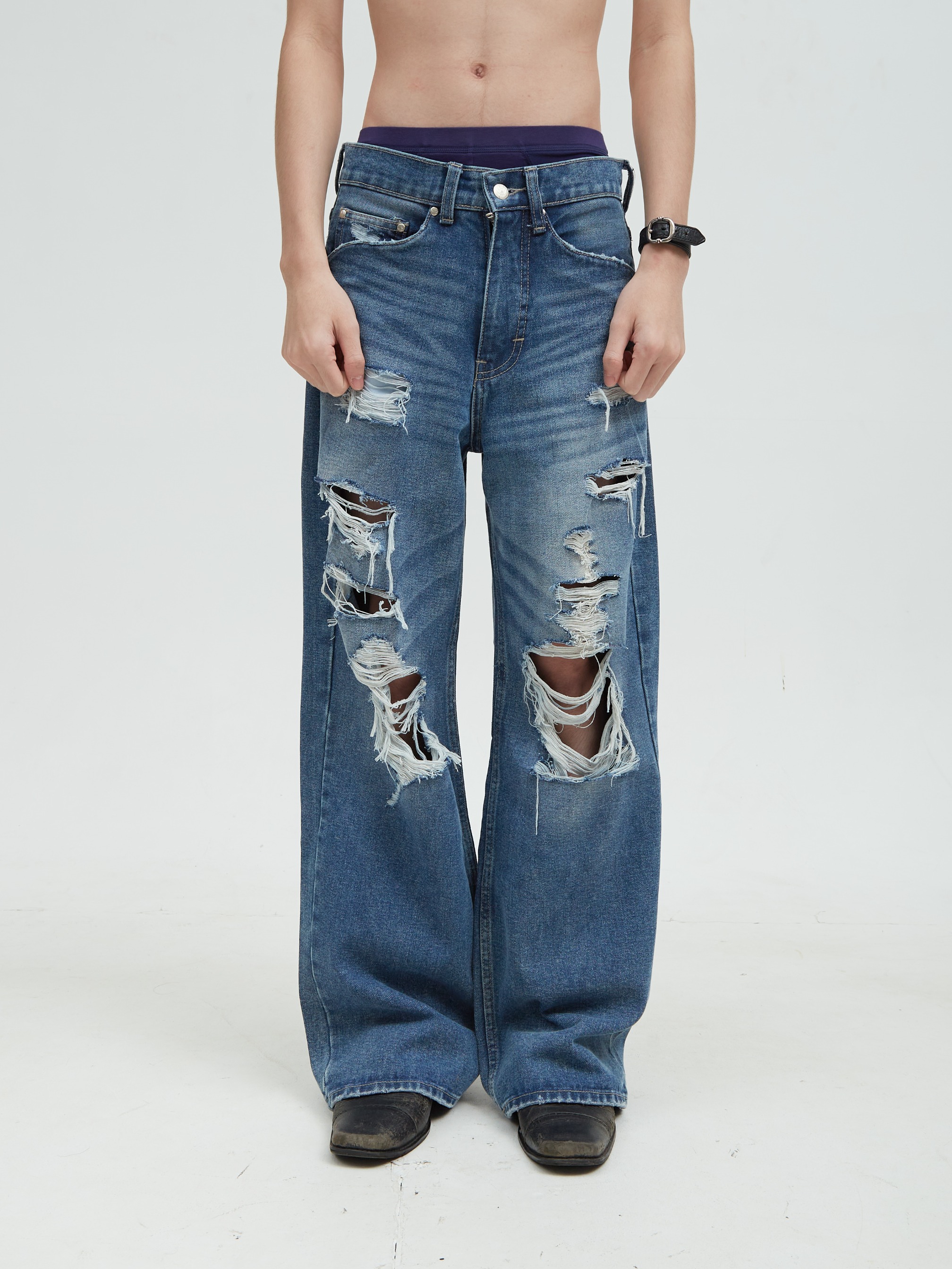 Carter Jeans Distressed Washed Blue