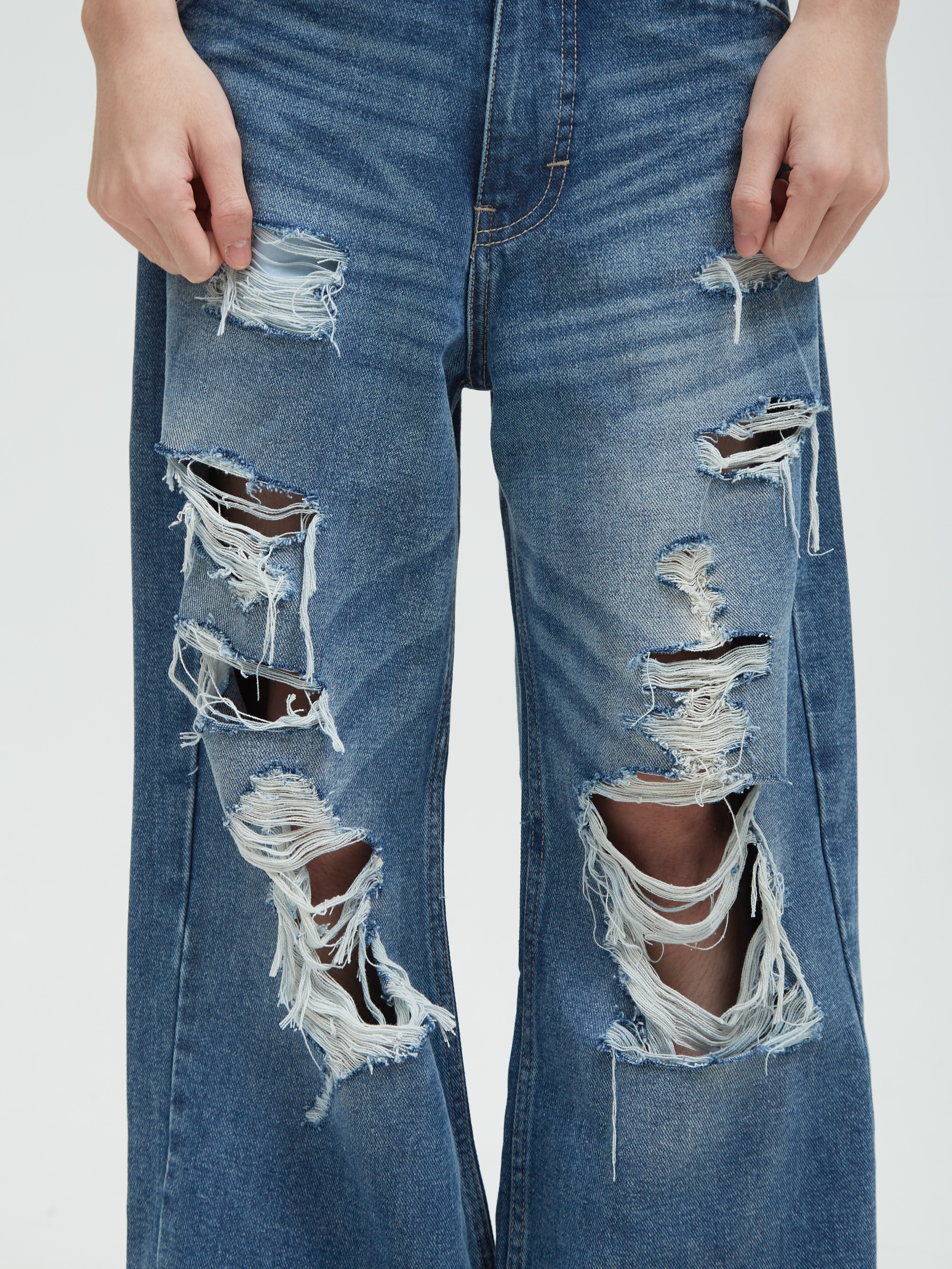 Carter Jeans Distressed Washed Blue