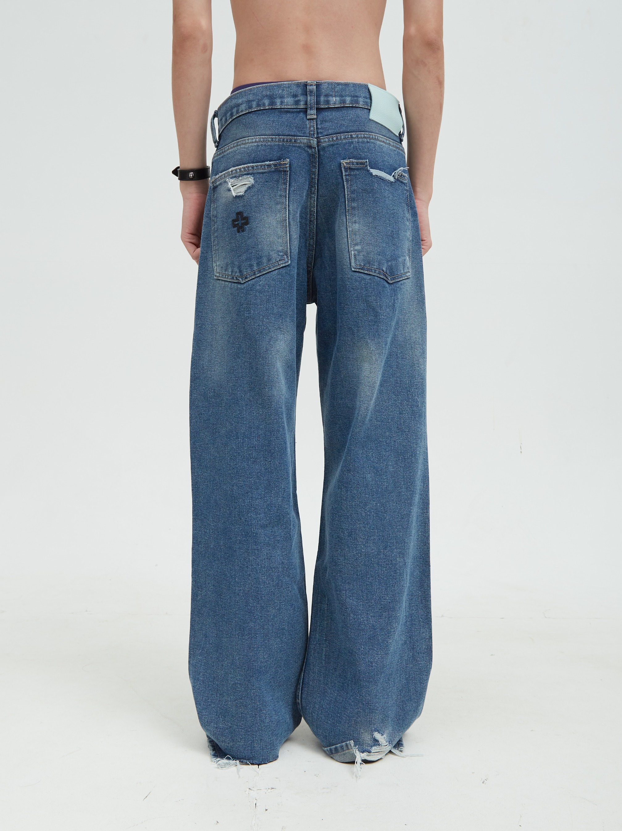 Carter Jeans Distressed Washed Blue