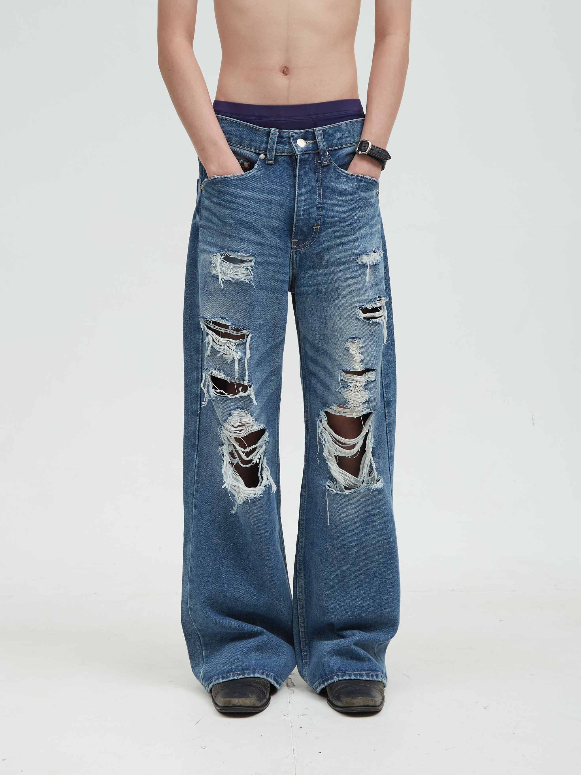 Carter Jeans Distressed Washed Blue