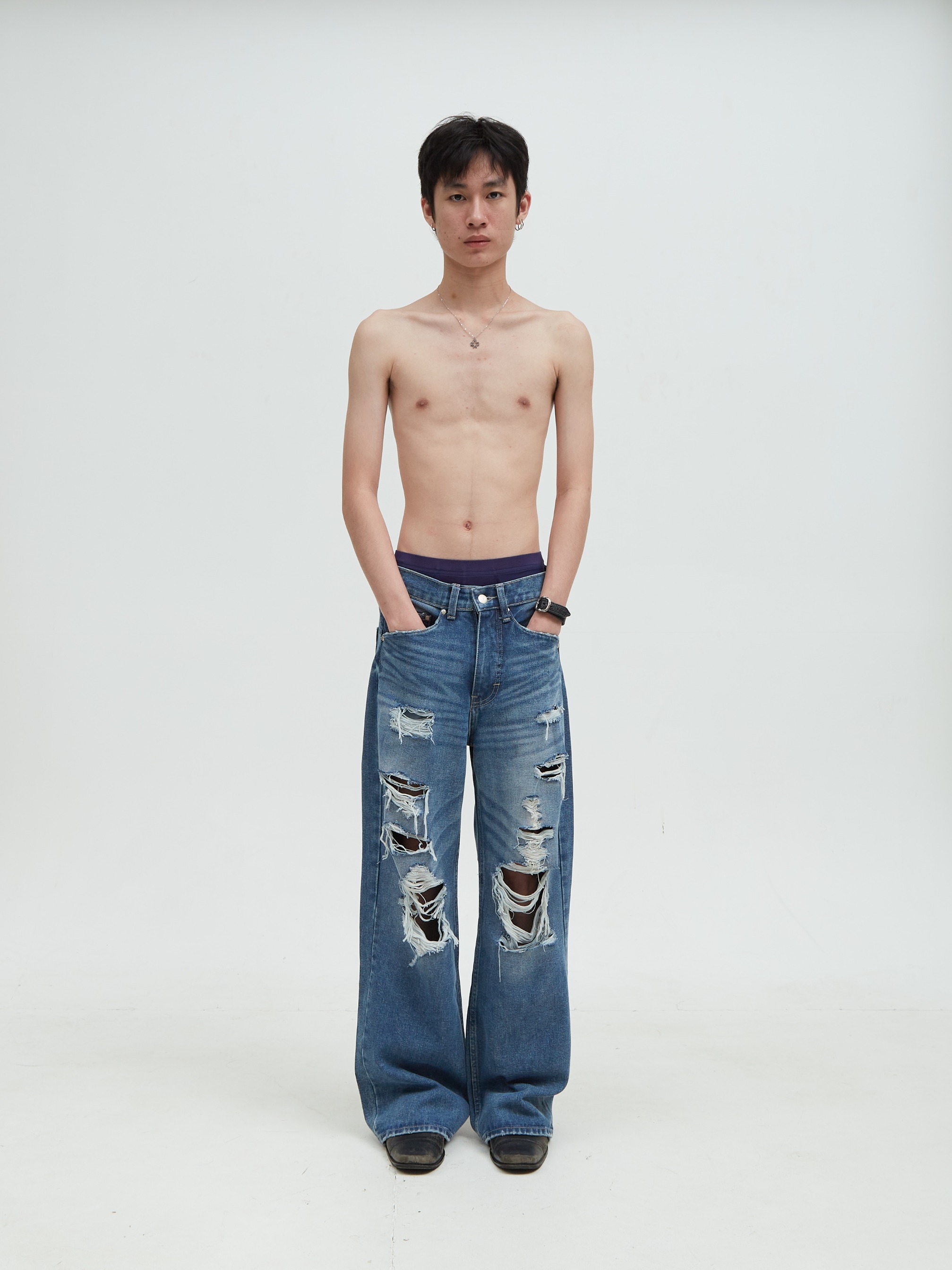 Carter Jeans Distressed Washed Blue
