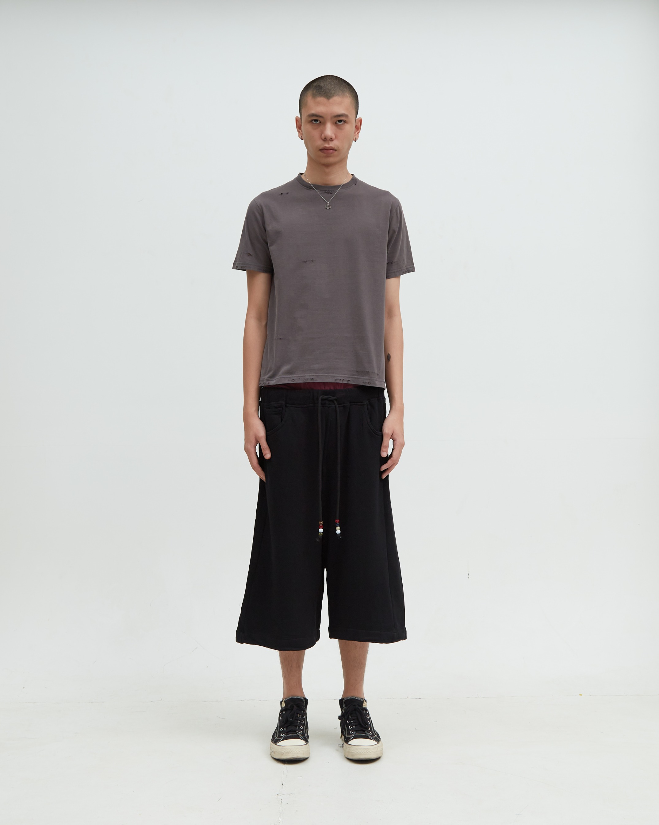 Distress Tee Dark Gray