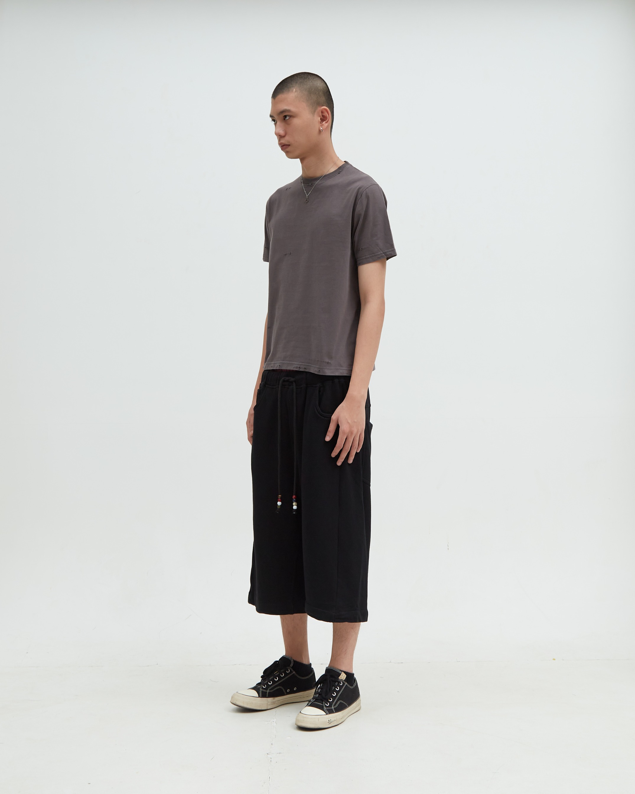 Distress Tee Dark Gray