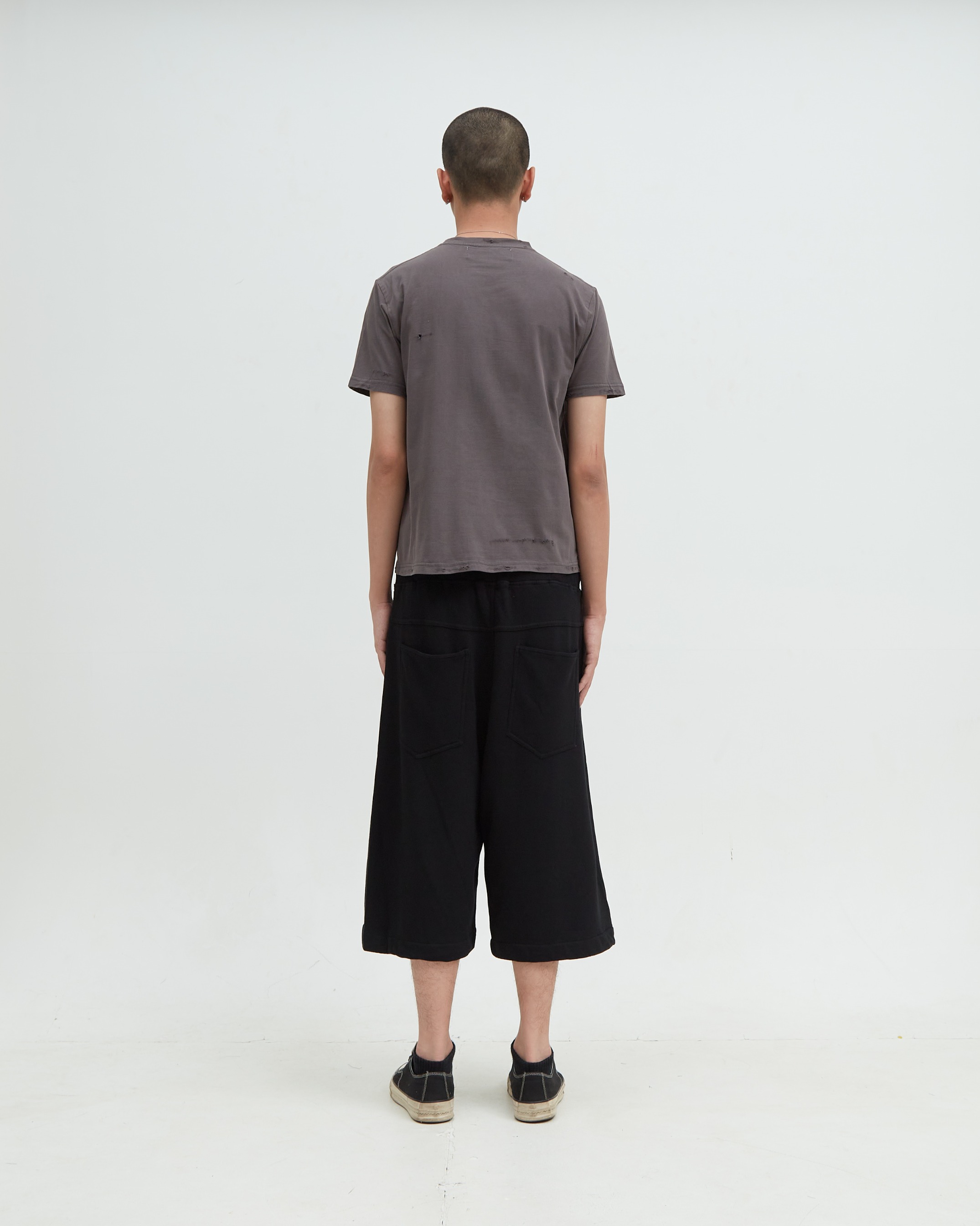 Distress Tee Dark Gray