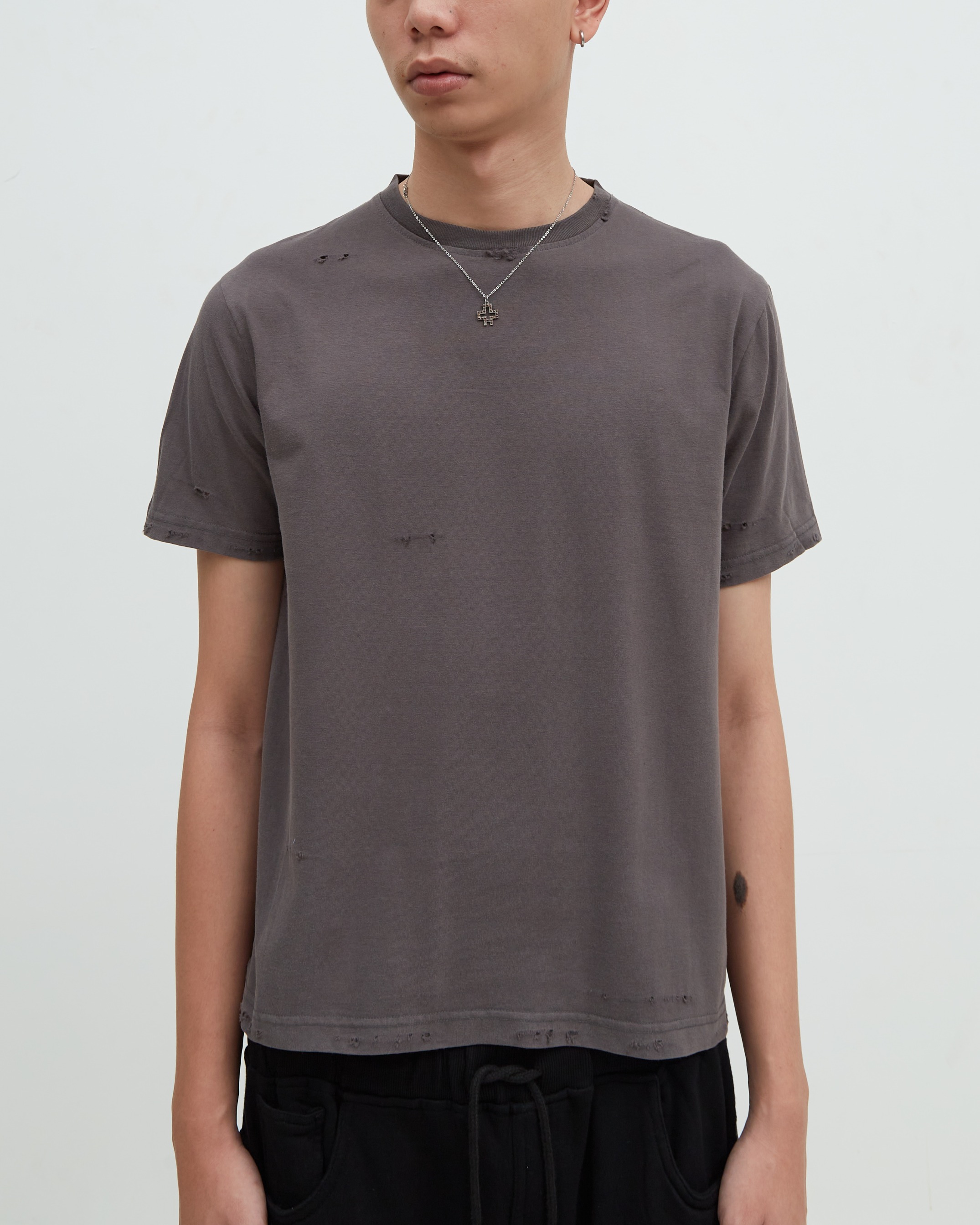 Distress Tee Dark Gray