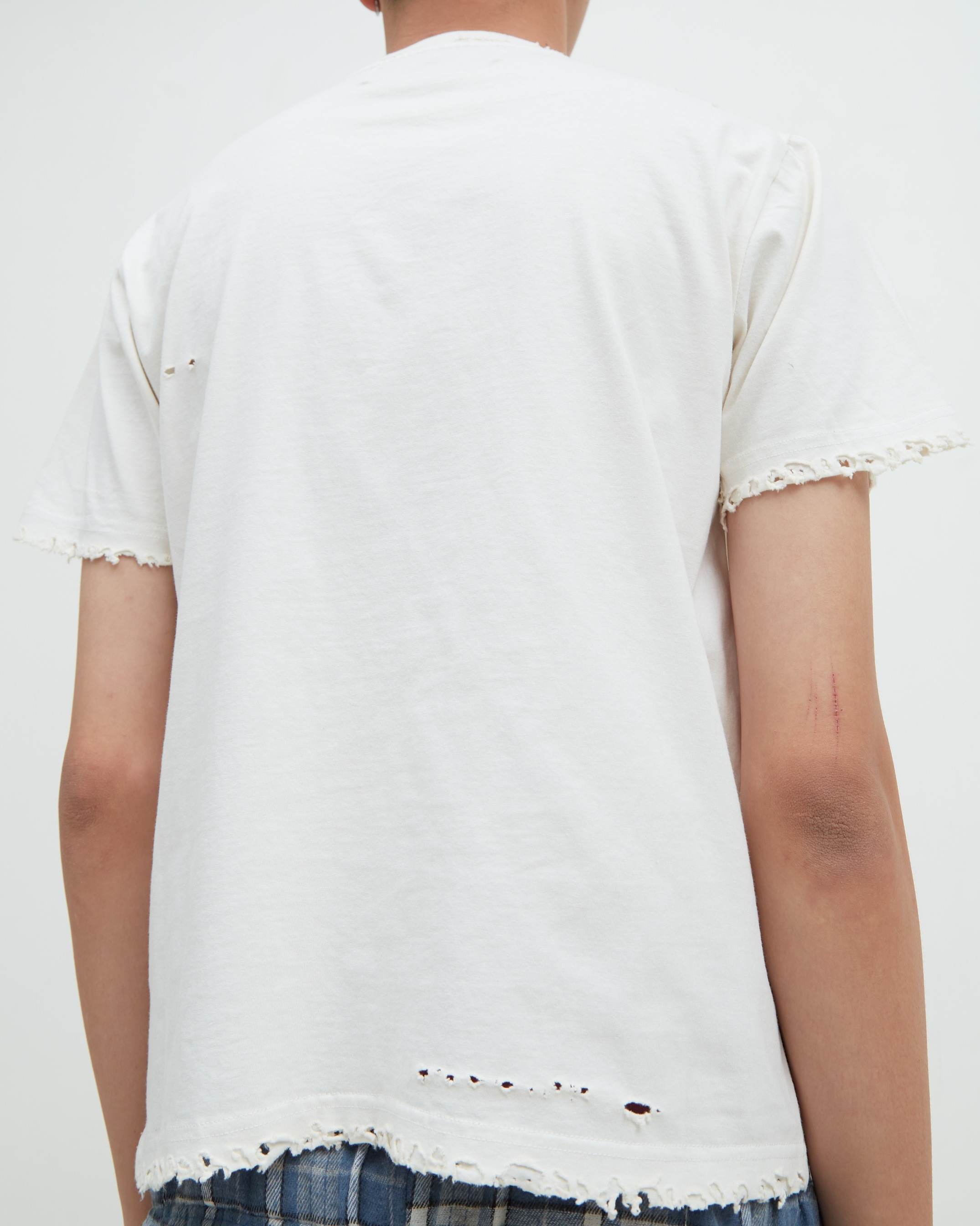 Distress Tee White