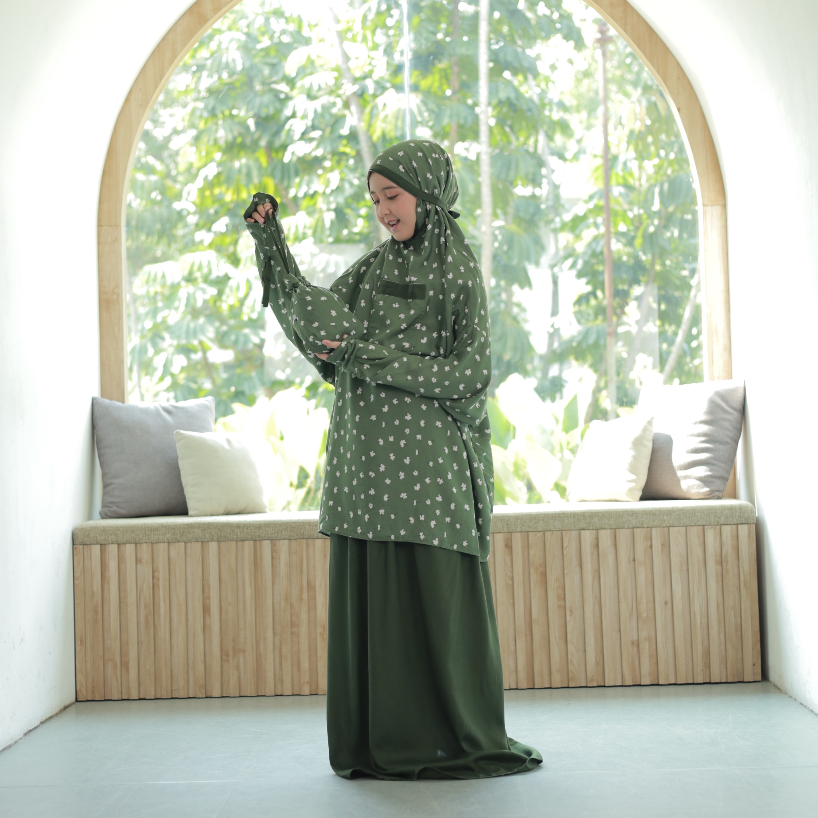 Atas Bawah Anak #091