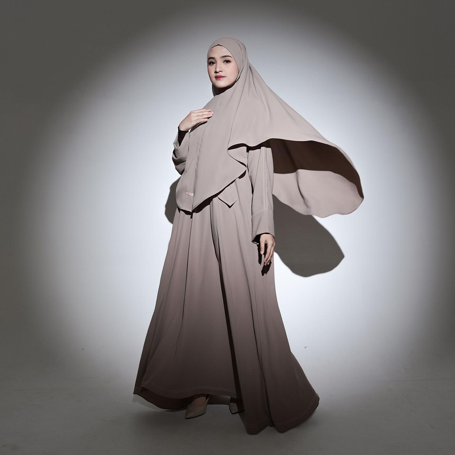 Zayra Hijab Raudhah Set Couple Umroh Abaya Gamis Wanita Jubah Hitam Pria Thobe Premium Terbaru Muslim Pasangan Syari