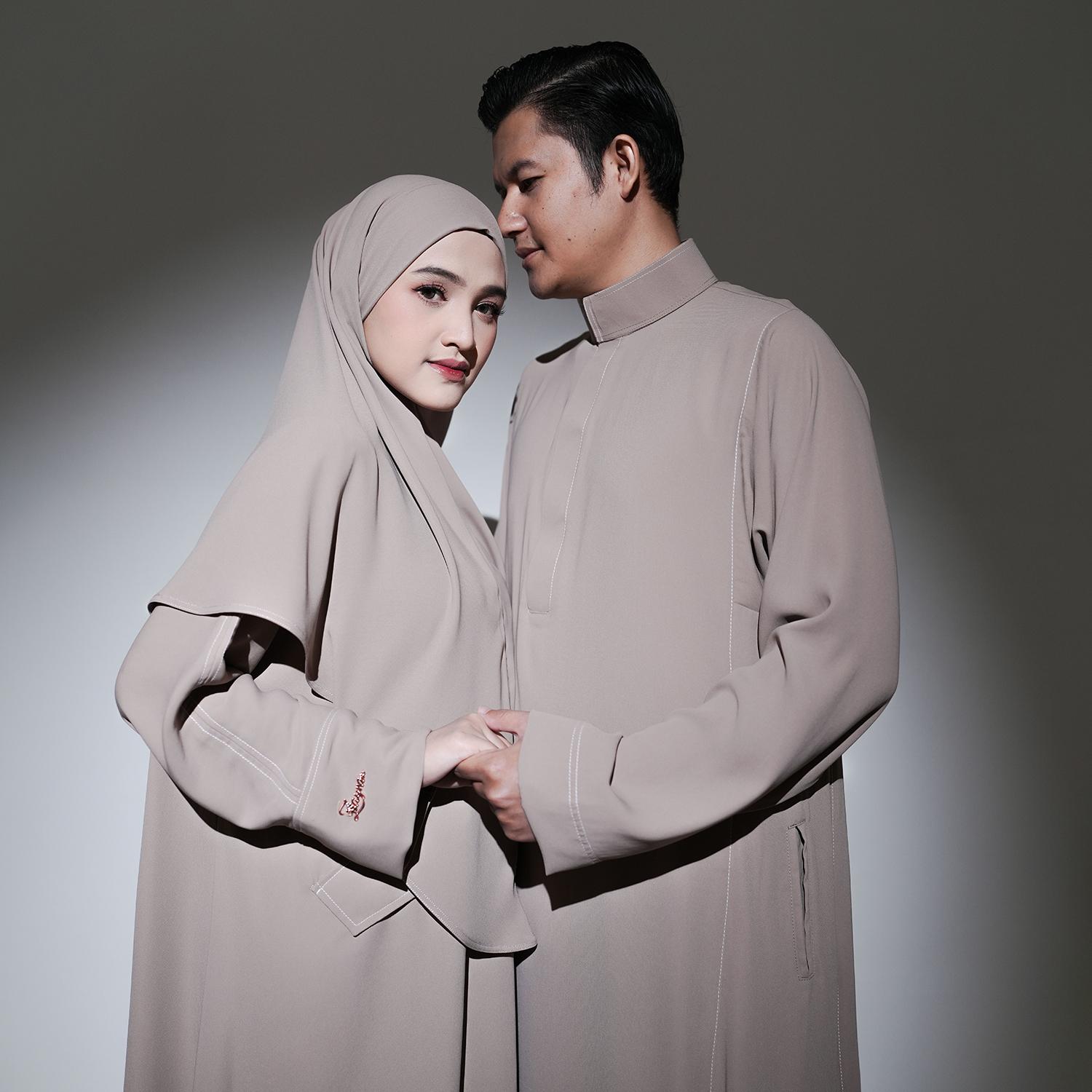 Zayra Hijab Raudhah Set Couple Umroh Abaya Gamis Wanita Jubah Hitam Pria Thobe Premium Terbaru Muslim Pasangan Syari