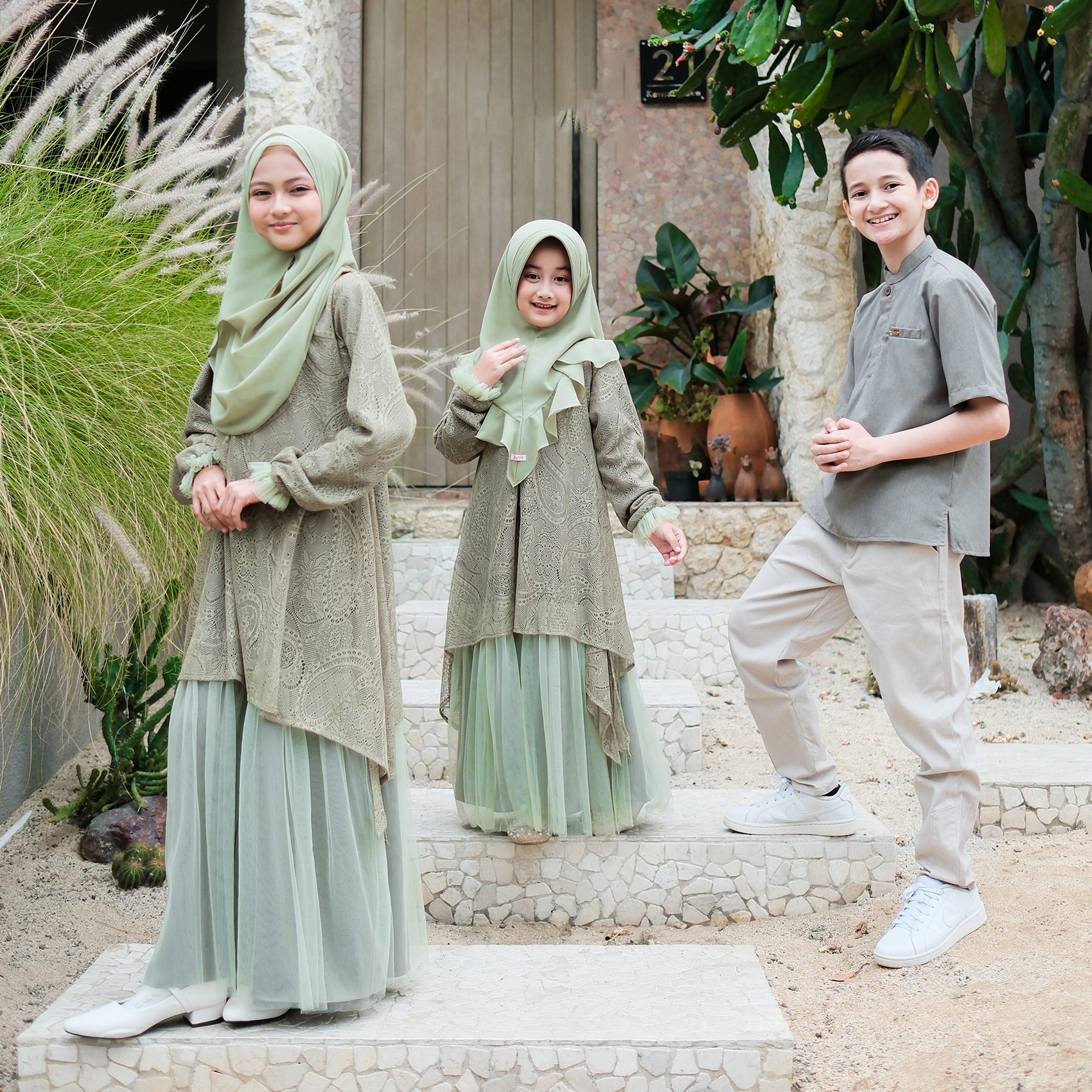 Zayra Hijab | Kalila Sage - Dress Gamis Wanita Brokat Kondangan Lebaran Jumbo Elegan Koko Anak Dewasa Panjang Pendek Family Set Sarimbit Premium Terbaru