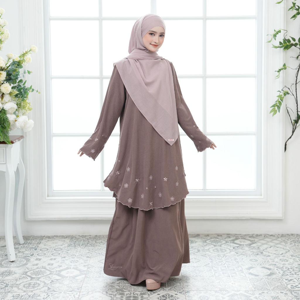 Zayra Hijab | Yasmina - One Set Kurung Melayu Setelan Baju Wanita Borir Premium Terbaru 2025