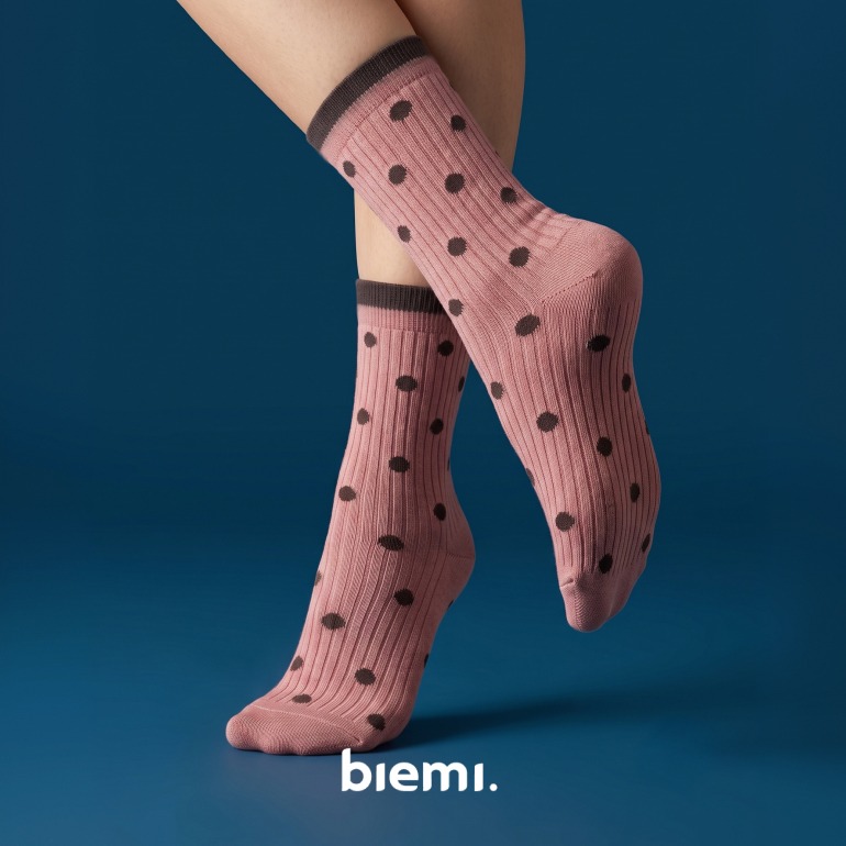 Kaos Kaki Polka