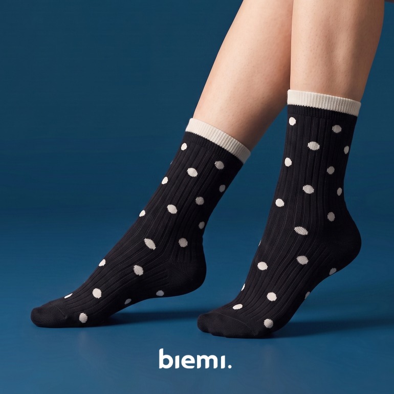 Kaos Kaki Polka