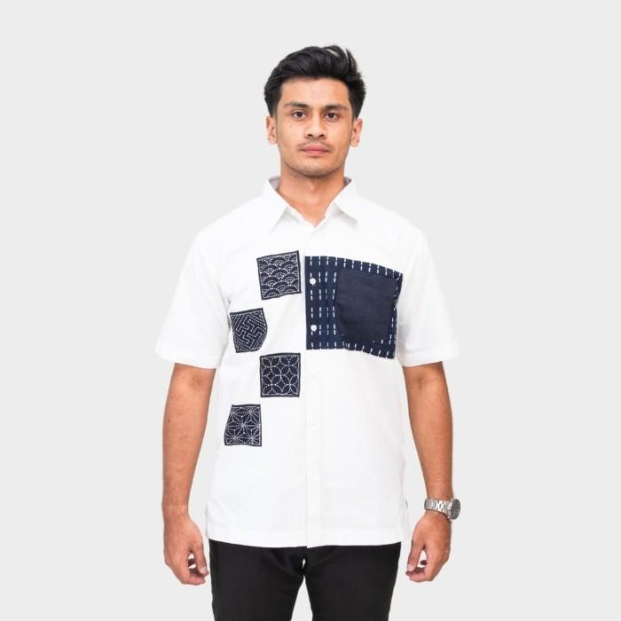 NEUMEN | Kuadra Shirt | Kemeja Pria premium Putih Navy
