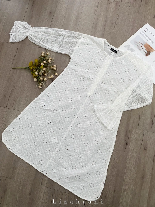 Image of Alaia outer / Alaia Tunik