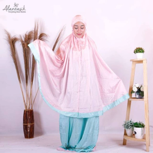 Image of Mukena Vanila / Mukena Parasut Traveling Vanila R.12
