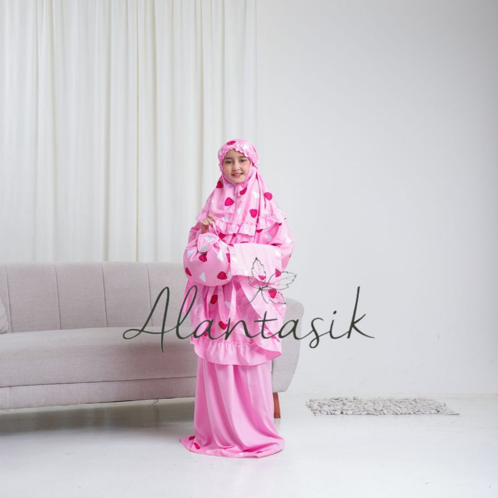 Alantasik Mukena anak motif STRAWBERY awan 2in1 travel kisaran 3-15 tahun traveling anak tanggung SD