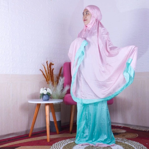 Image of Mukena Vanila / Mukena Parasut Traveling Vanila R.12