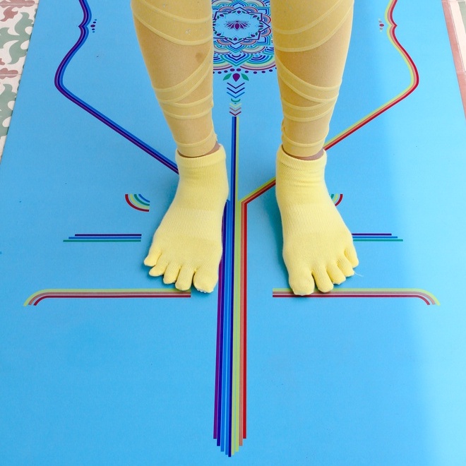 Kaos Kaki Yoga Murah Berkualitas / Yoga Shock Anti Slip / Kaos Kaki Yoga Murah / Jual Kaos Kaki Yoga / Kaos Kaki Yoga