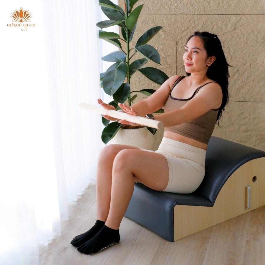 Unique Yoga Corrector Pilates / Posture Corrector / Back Stretch Yoga