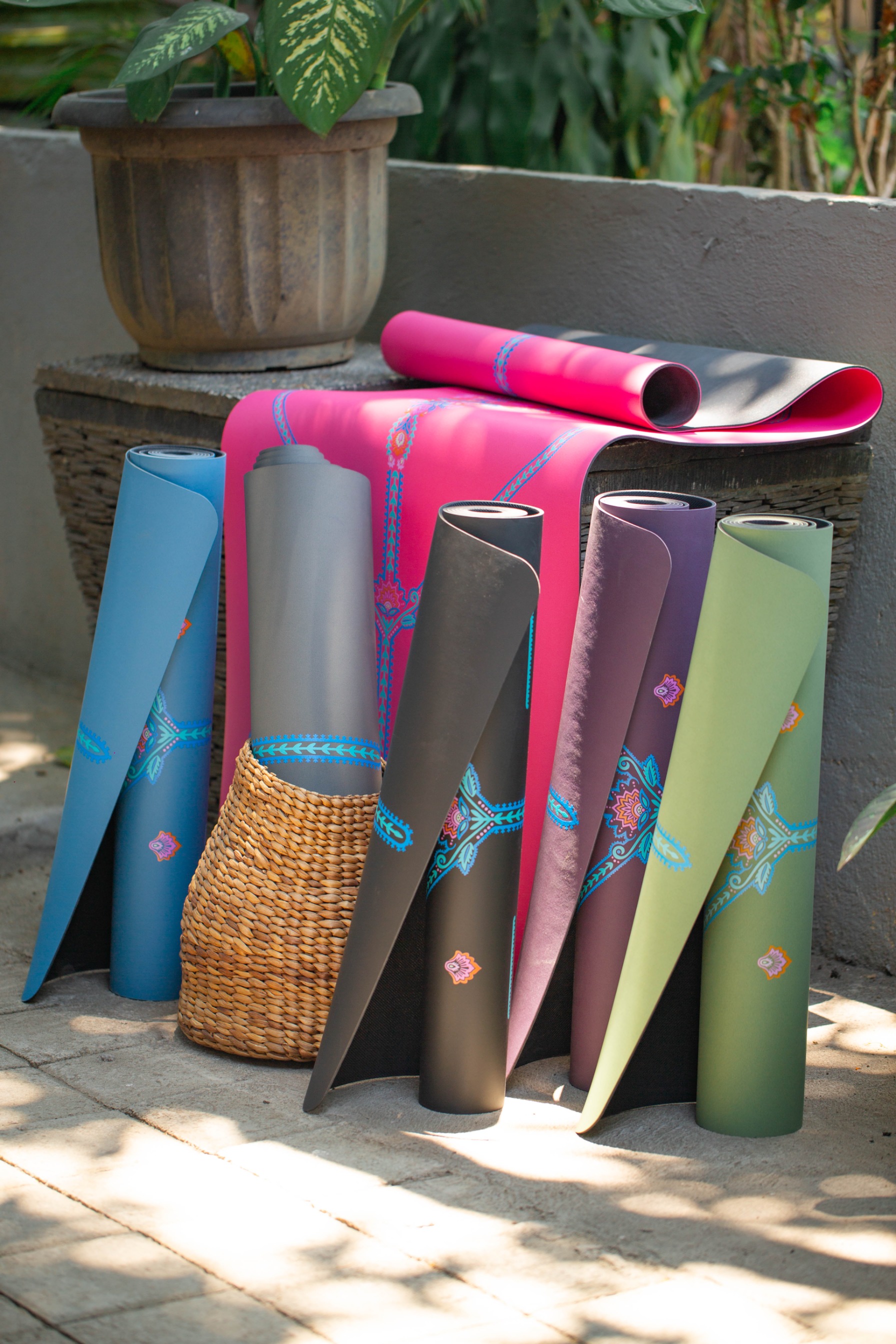 Matras Yoga Premium Royal Blossom Anti Slip / Yoga Mat Premium Rubber 4,5mm Motif Align / Royal Blossom Yoga Mat 