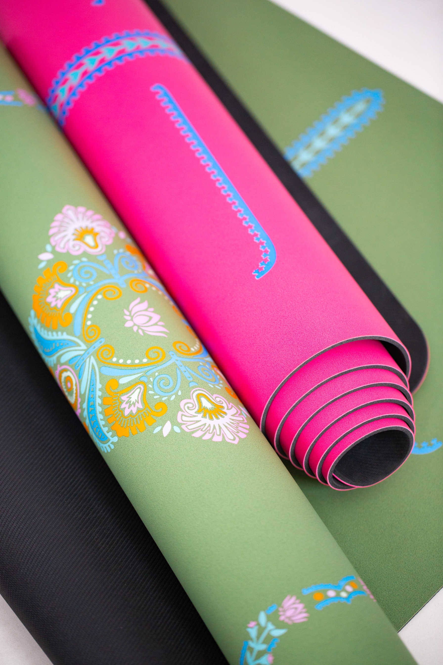 Matras Yoga Premium Royal Blossom Anti Slip / Yoga Mat Premium Rubber 4,5mm Motif Align / Royal Blossom Yoga Mat 