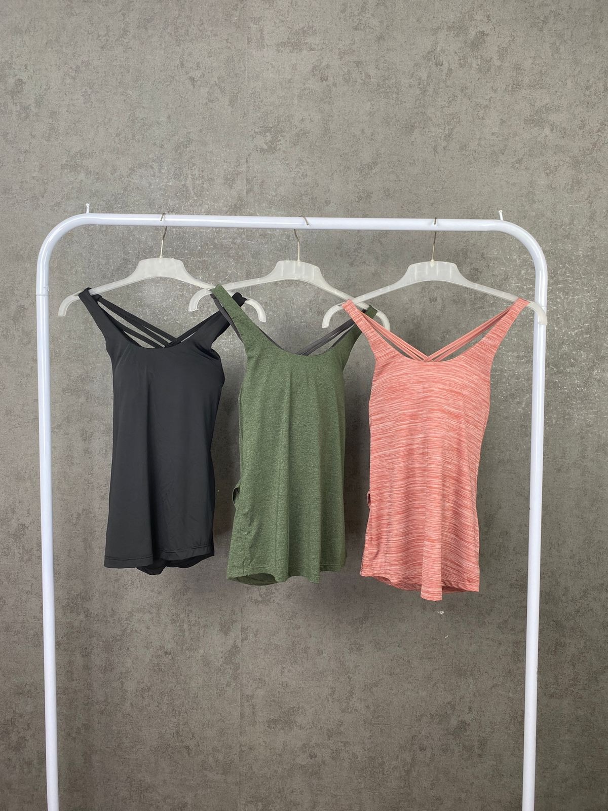 Baju olahraga wanita terbaru / Top vania with inner YW035 termurah / Baju Olahraga Wanita / Baju Yoga Terlaris