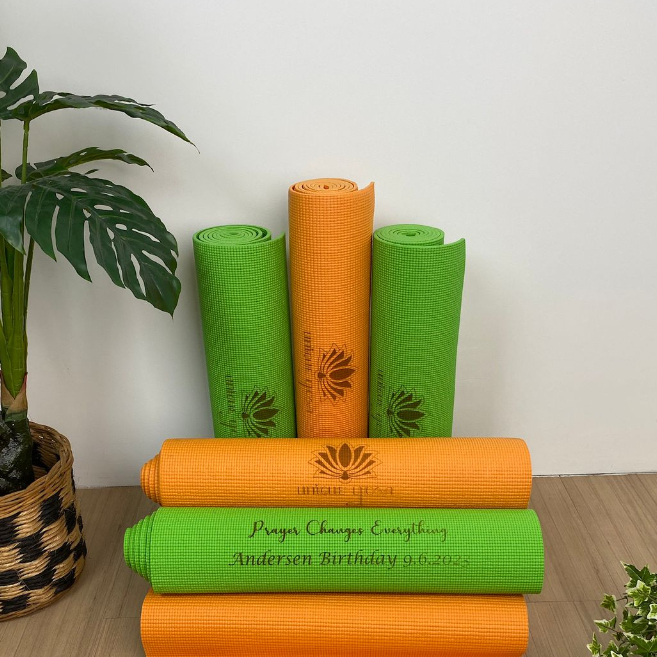 Mat Yoga PVC 6 mm / Matras Yoga Termurah / Matras Senam Yoga / Alas Olahraga Termurah / PVC Yoga Mat Bisa Custom Nama