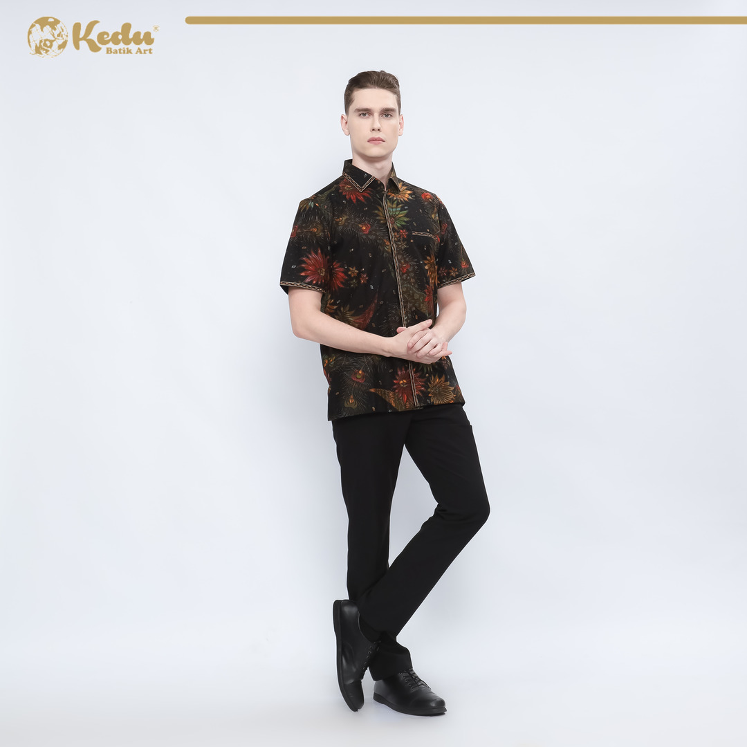 Atara - Kemeja Batik Pria Lengan Pendek Regular Fit Bordir Smock Katun Hitam